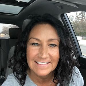 Meet your Posher, Tina